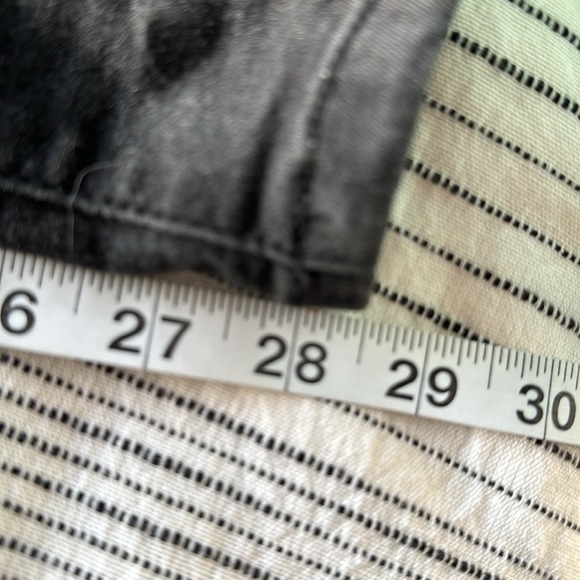 Democracy size 2 skinny jeans in washed black - Picture 5 of 5